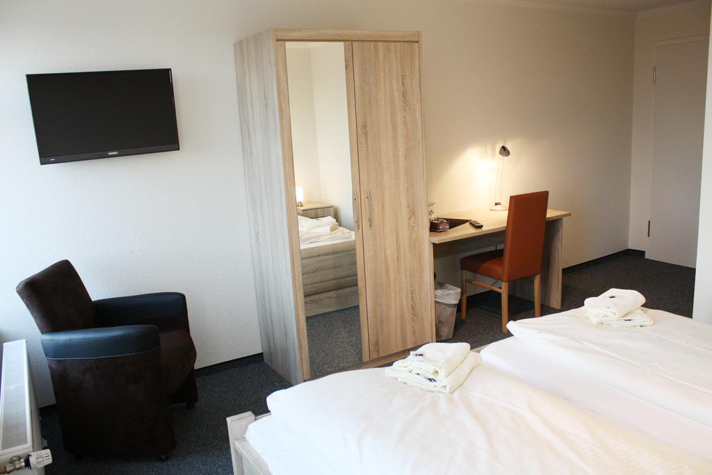 Hotel Zum Grossen Krug Wirdum Eksteriør bilde